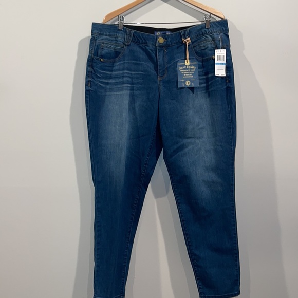 Democracy Denim - democracy ab solution core essential  jeans NEW